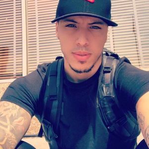 Meet your Posher, Eric